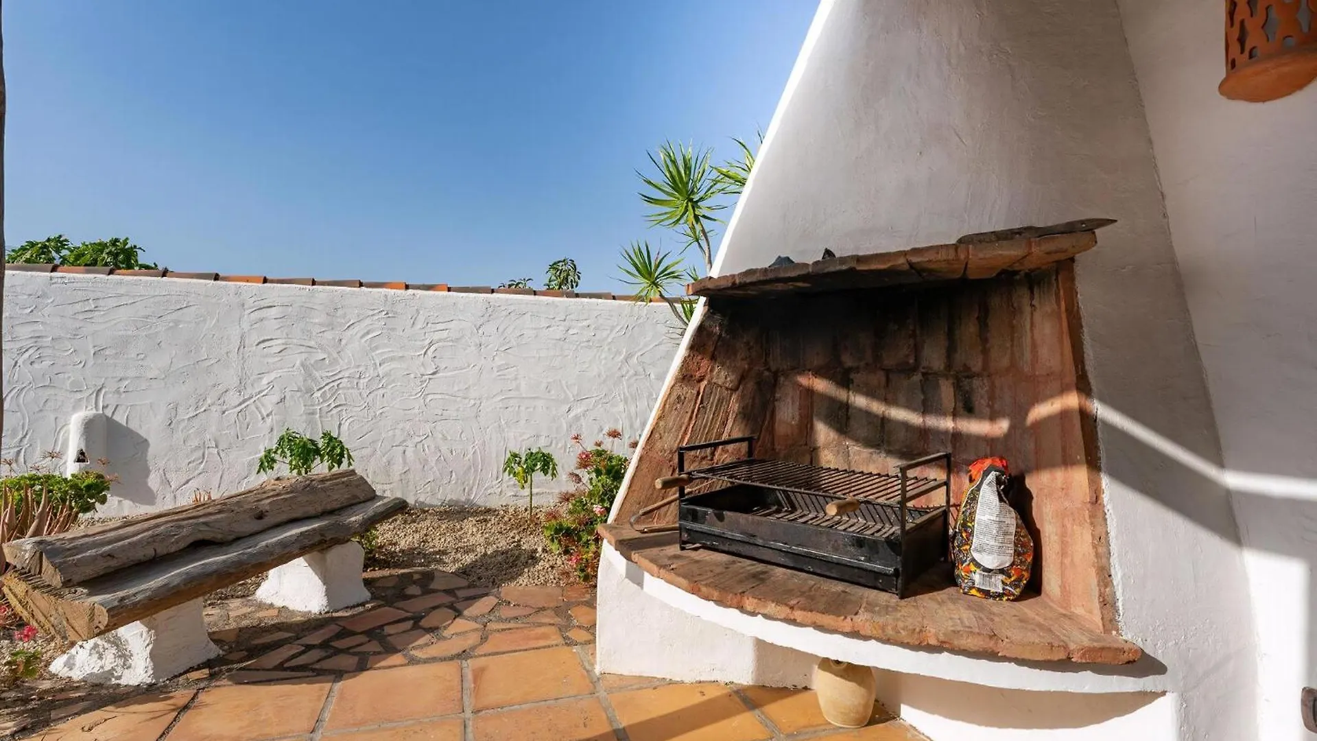 Holiday home Geraeumiges Ferienhaus Casa Verde Fuer Zwei Personen Charco del Pino