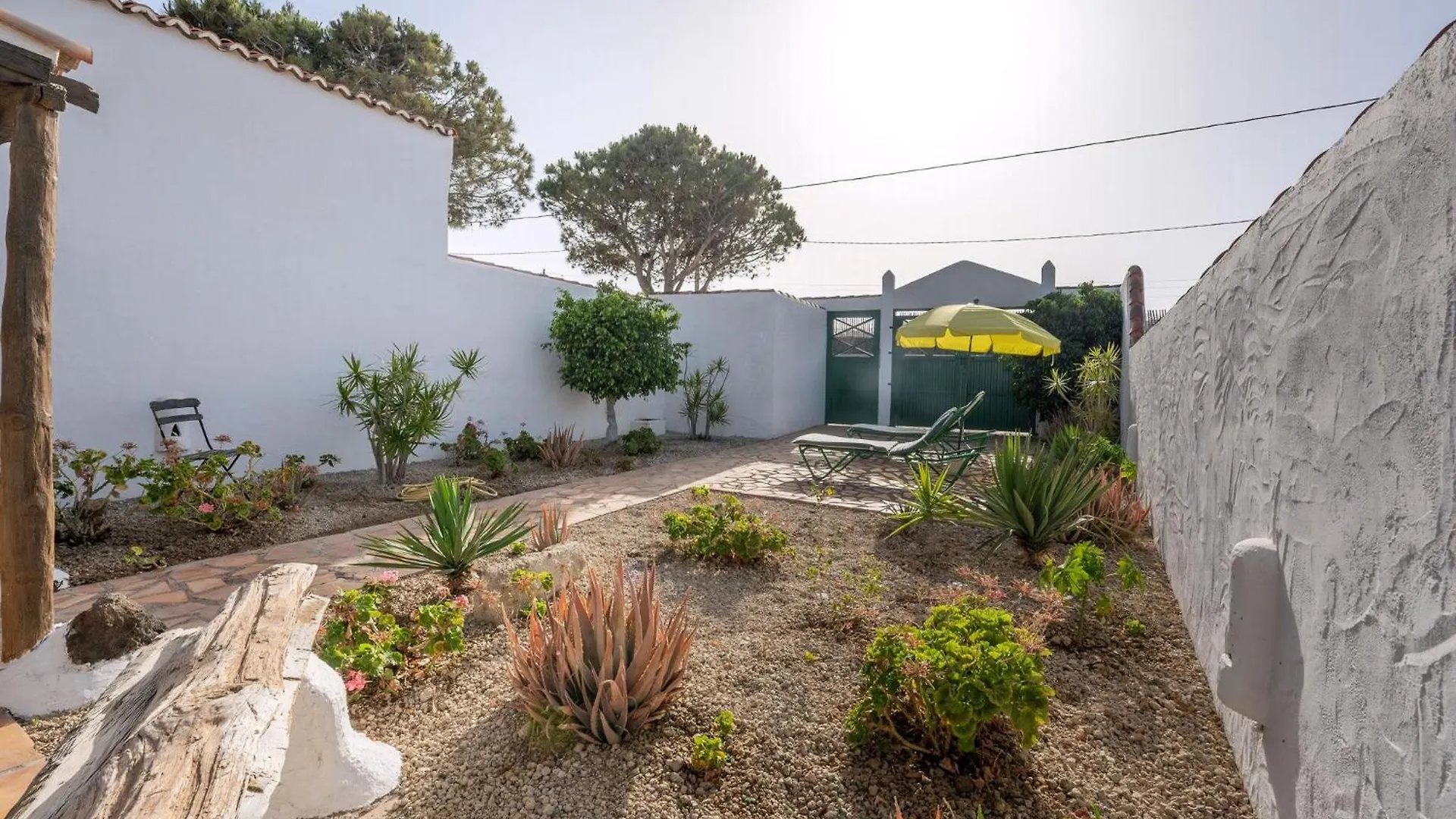 Geraeumiges Ferienhaus Casa Verde Fuer Zwei Personen Charco del Pino 0*,